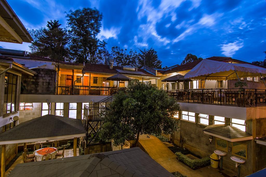 Chak Guesthouse & Conference Center Nairobi Extérieur photo