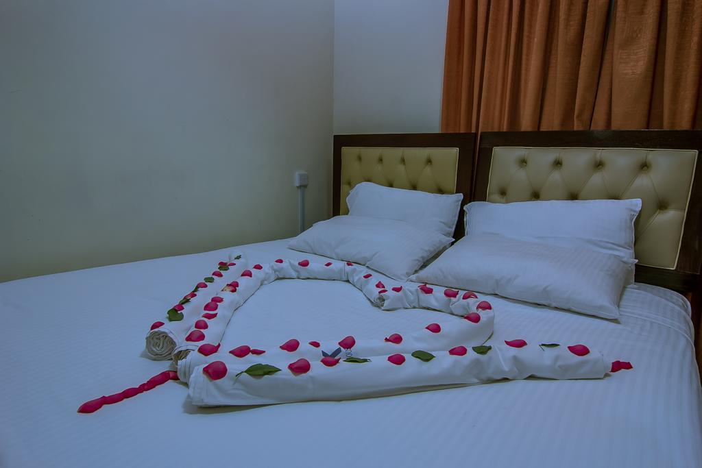 Chak Guesthouse & Conference Center Nairobi Extérieur photo