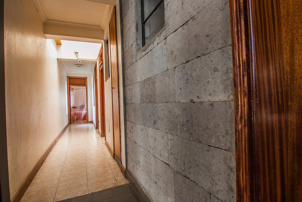 Chak Guesthouse & Conference Center Nairobi Extérieur photo