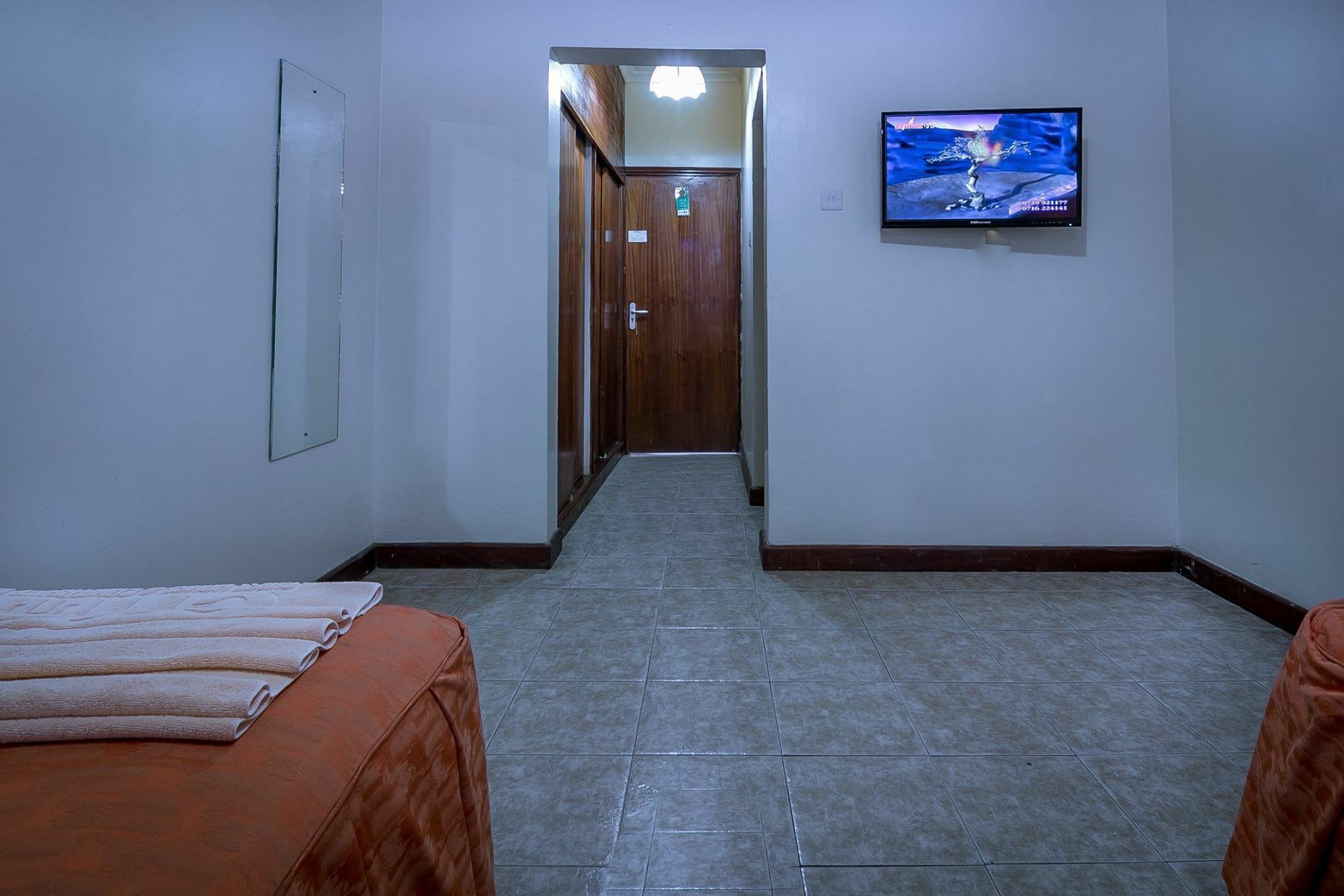 Chak Guesthouse & Conference Center Nairobi Extérieur photo